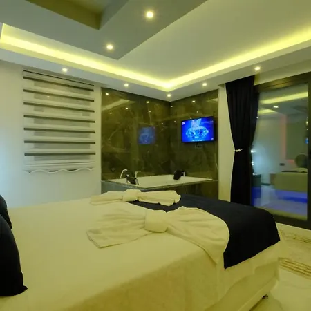 Diamond Villa *