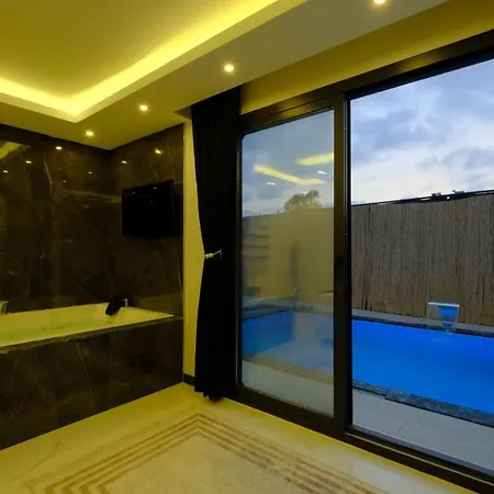 Villa Diamond
